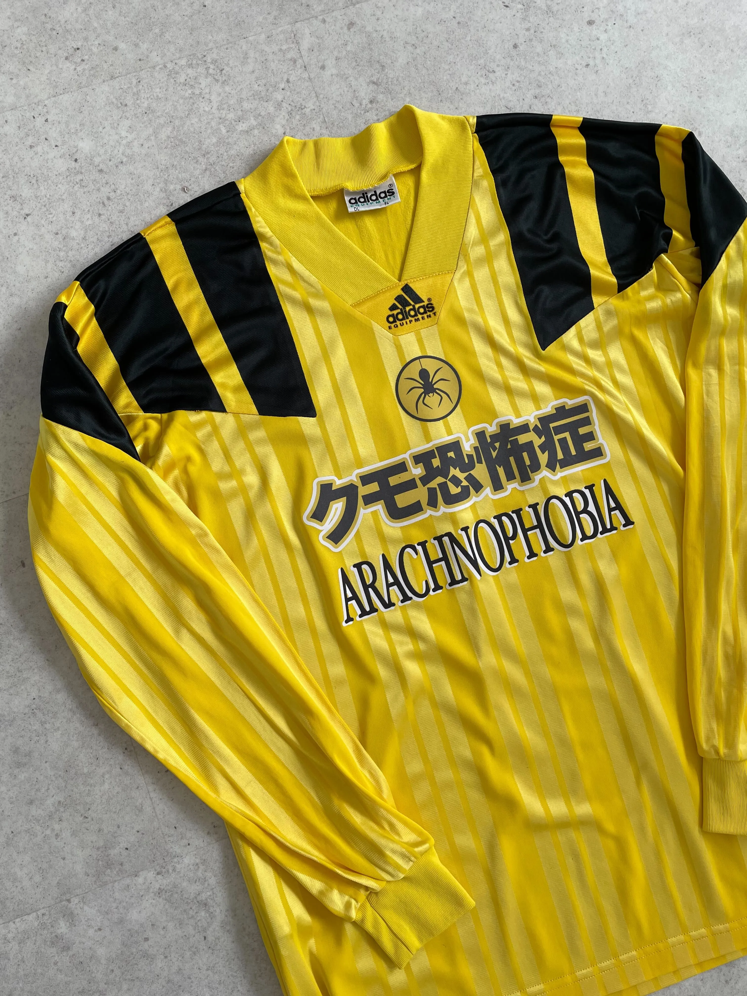 1990 CULT KITS X ARACHNOPHOBIA JAPANESE MOVIE MASHUP L ADIDAS