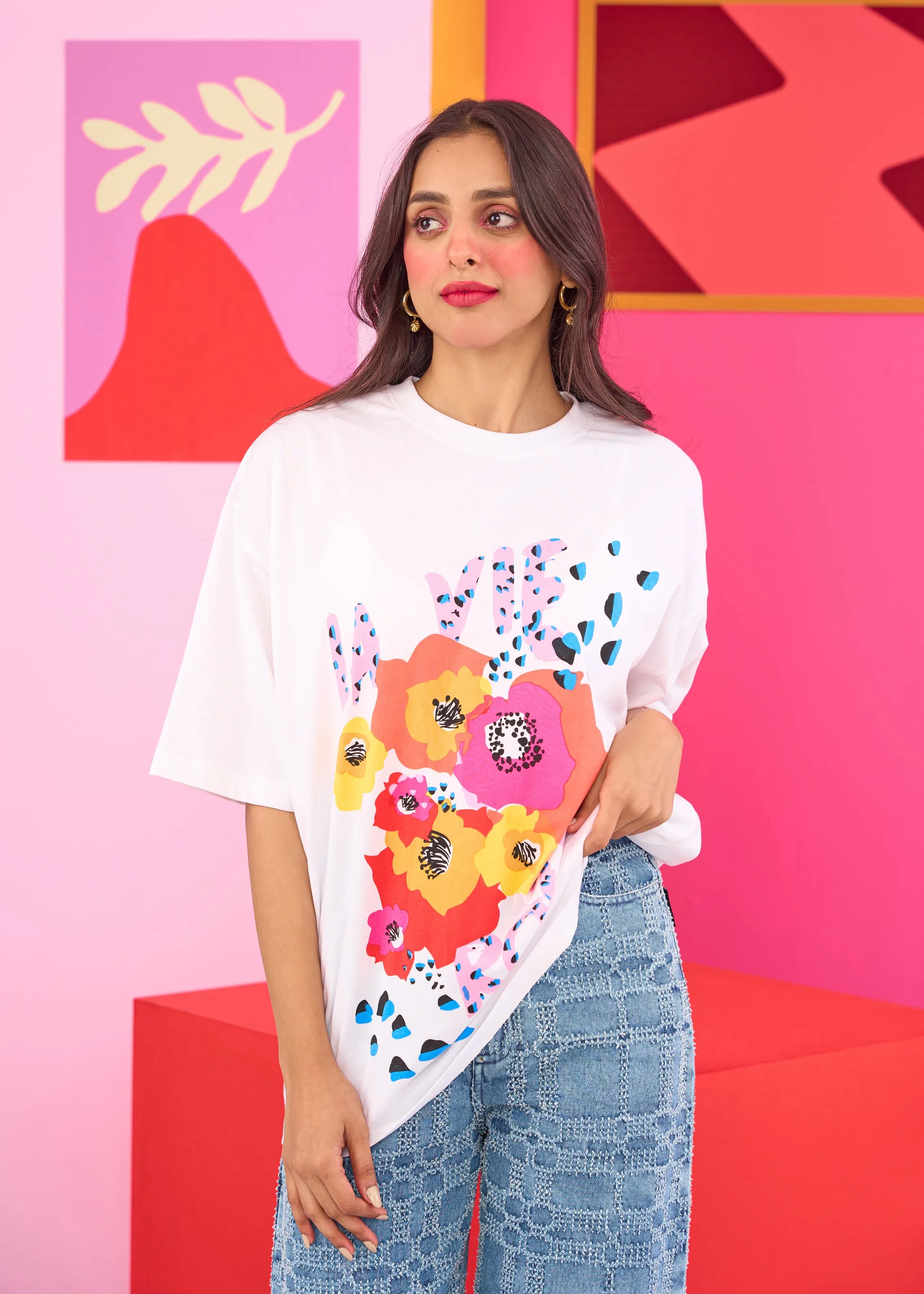 Emily in Paris: La Vie & Roses Oversized T-shirt