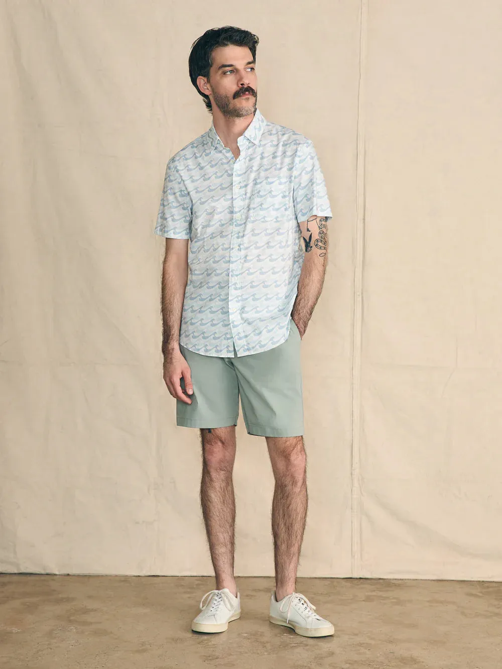 Short Sleeve Movement Shirt - Ivory Endless Peaks