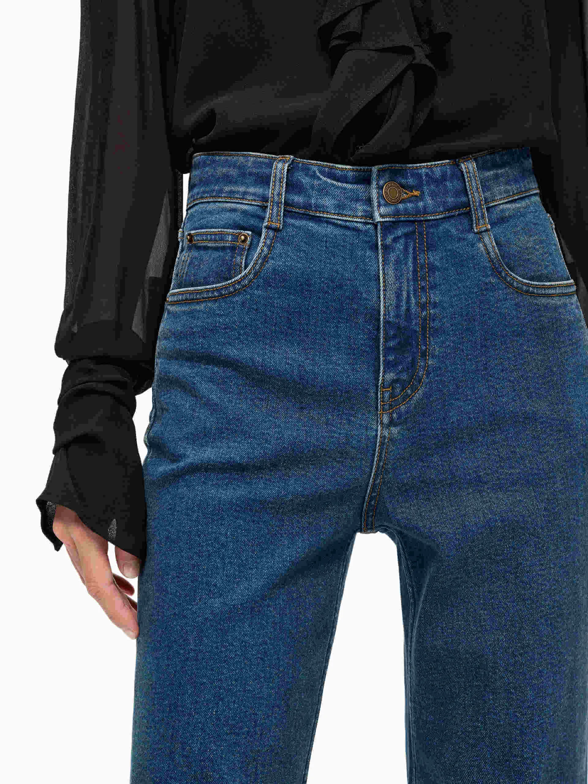 Side Slit Straight Jeans